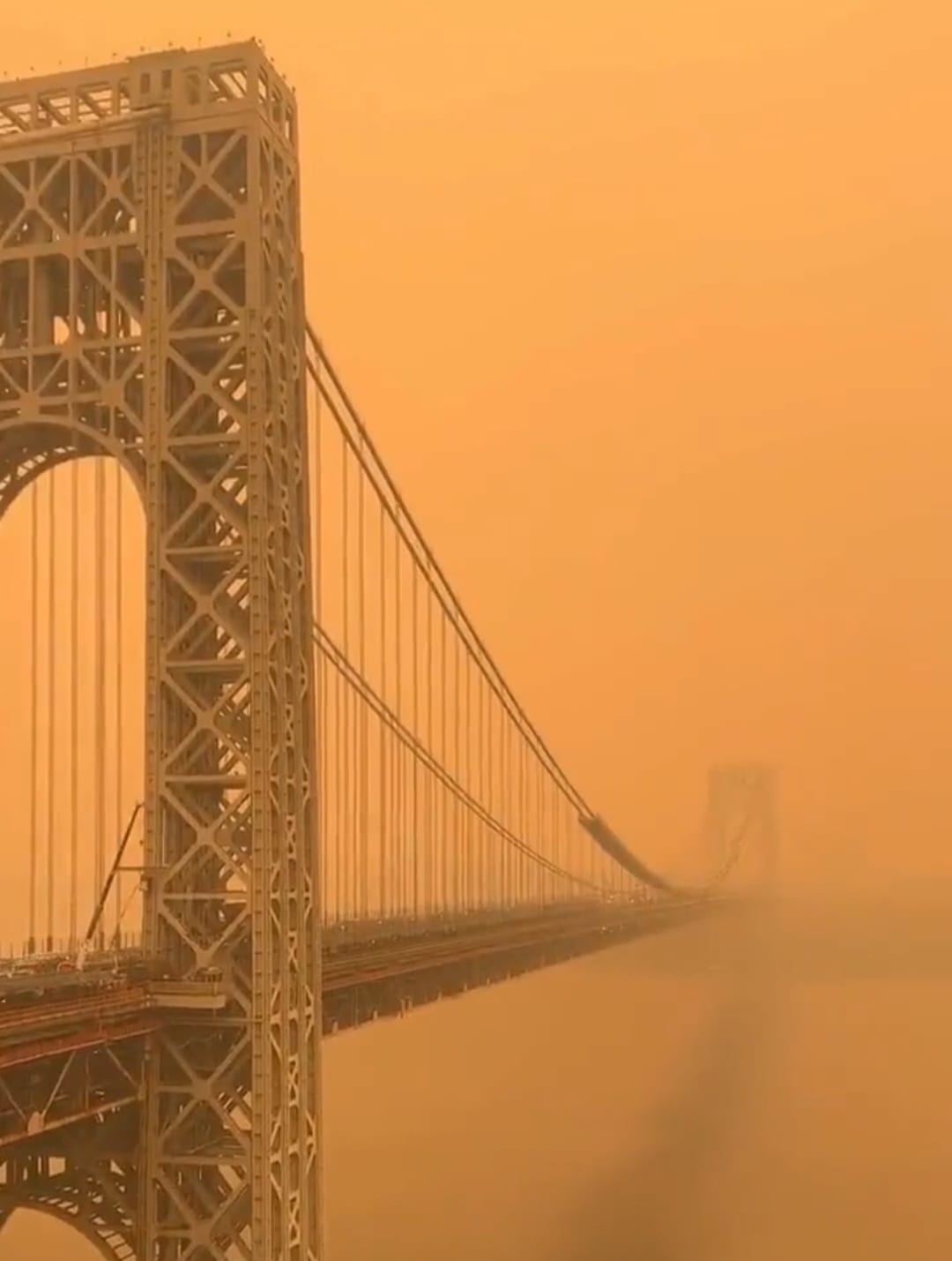 Нью йорк мост в дыму